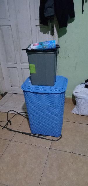 Tempat Sampah Goyang 10lt Diamond 10 Liter