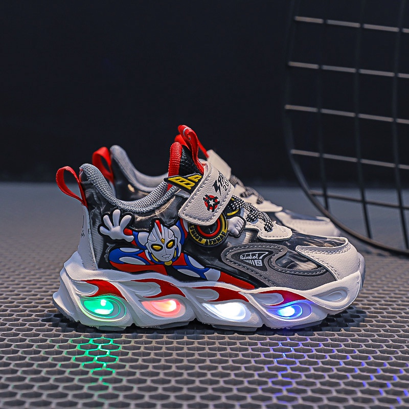 Sepatu Anak Sport Kasual Laki-Laki Bayi Perempuan Lampu LED Ultramen Running Sport Shoes