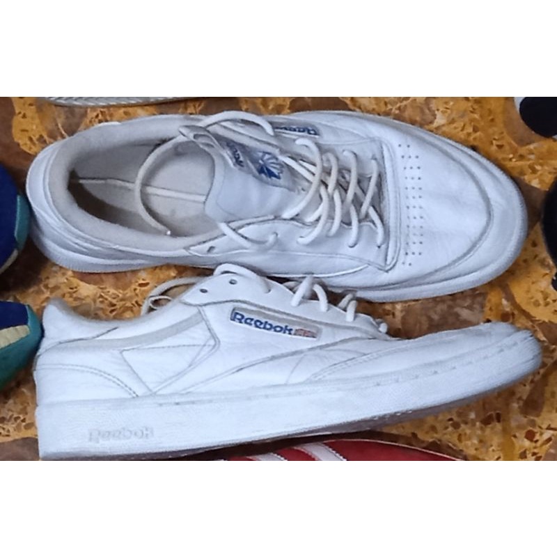 Sepatu second reebok leather white milk