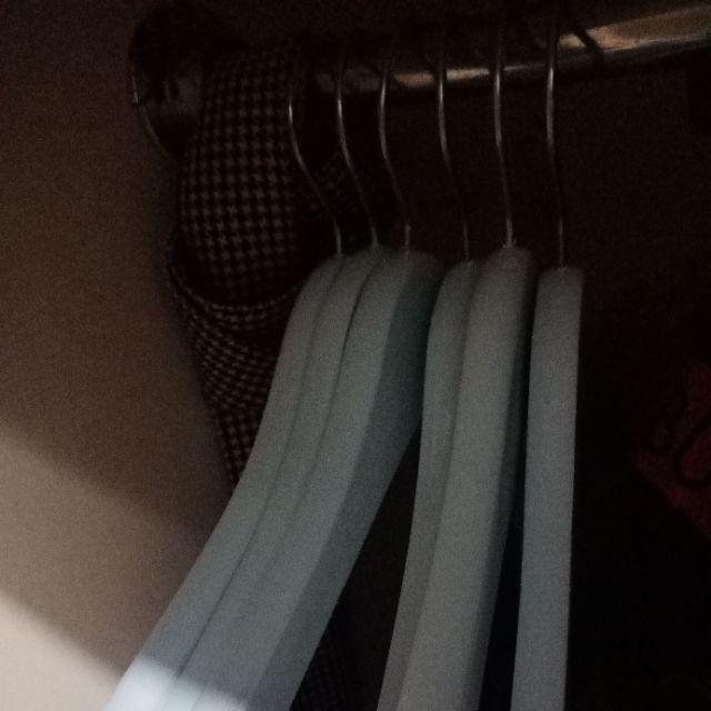 Gantungan Baju / Hanger Kayu Putih Dewasa