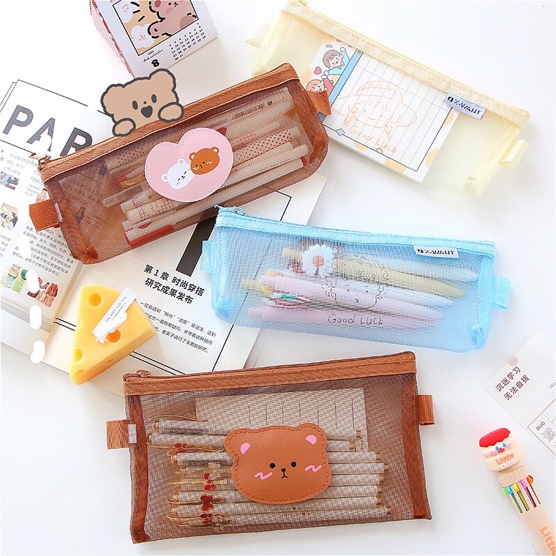 [READY STOCK BISA COD] Kotak Pensil Jaring Motif Lucu Karakter Kartun Hewan Beruang Planet Gemoy Kawaii Pencil Case Pouch Make Up Alat Tulis Cute Gaya Remaja Korea Anak Perempuan Fancy Pink Beruang Transparan Aesthetic Terbaru Viral Tiktok Resleting