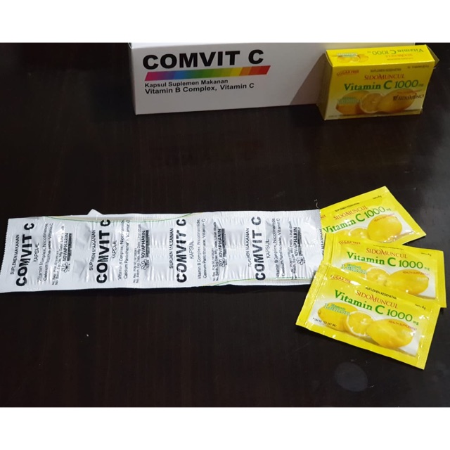 *PAKET CORONA* (1 strip comvit (10 caps) + 3 vit C sidomuncul)