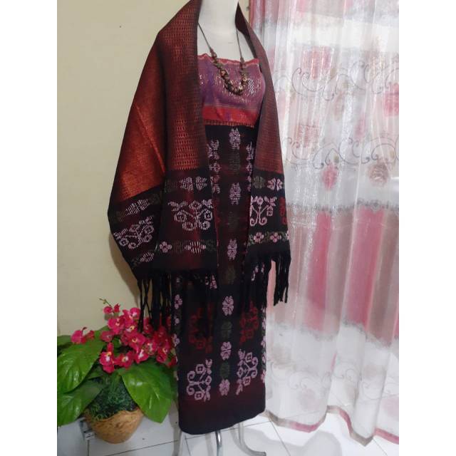 Ulos Tumtuman tuppal bintang moratur