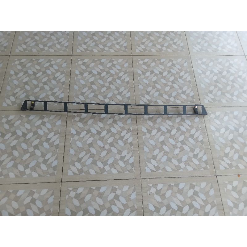 Besi volvo  Gril depan/Ram Truk  canter