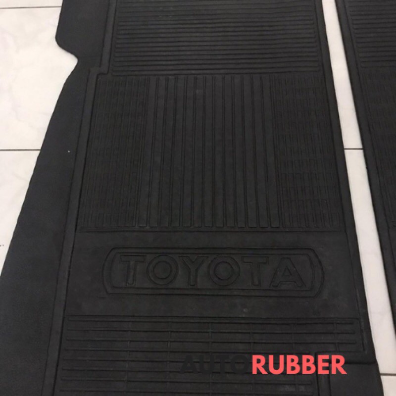 Karpet Karet Lantai Mobil Toyota Hardtop 1 set