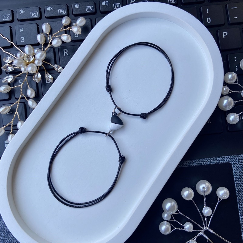 2pcs | Gelang magnet love hitam putih | Gelang couple terbaru | Gelang magnet couple |