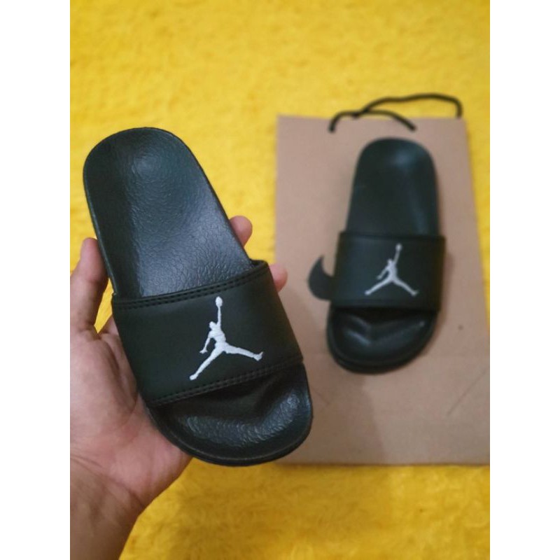 sandal anak nike black jordan size 30-35