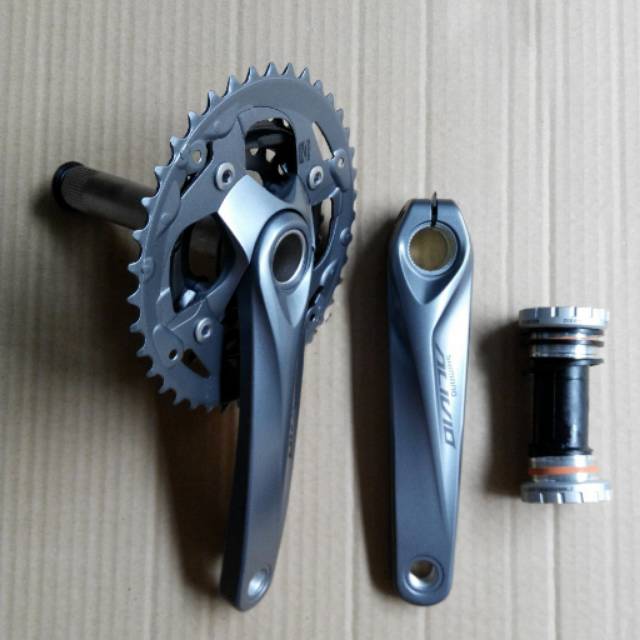 Crank Shimano Alivio Hollowtech 2 M4050-M4060. Gir Gear HT2.