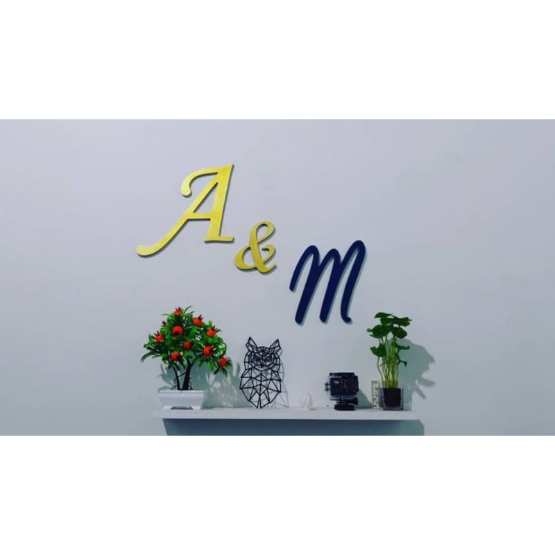 huruf inisial kayu sambung dekorasi lamaran