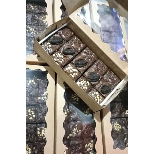 

20x10 Fudgy brownies sekat bronis skat kue coklat topping standar