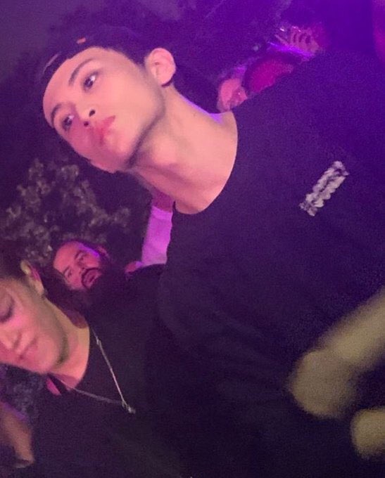 Pewarna Pakaian Nilon 10 Bungkus Per Satu Warna = 7.500