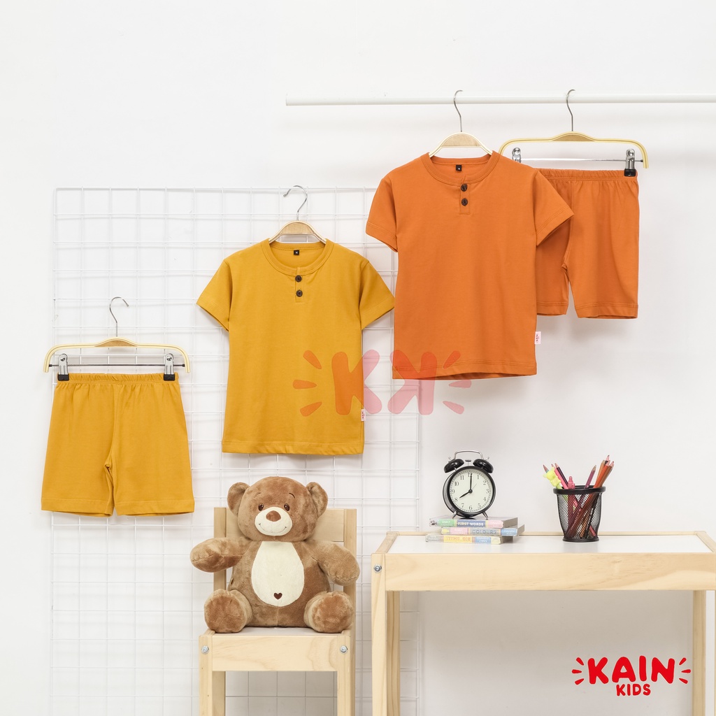 KainKids Setelan Kaos Henley Anak &amp; Celana Pendek 1-7Y | Set Henley Button Tee Short Pants PK