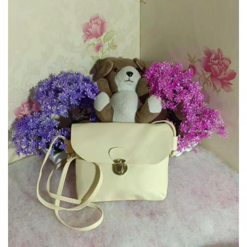 Tas Gesper Wanita/Dompet Fashion/Tas Slempang Agya/Tas Korea