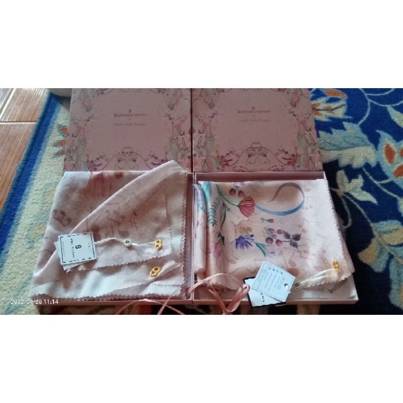 Buttonscarves the nada Fis Shawl, syar'i