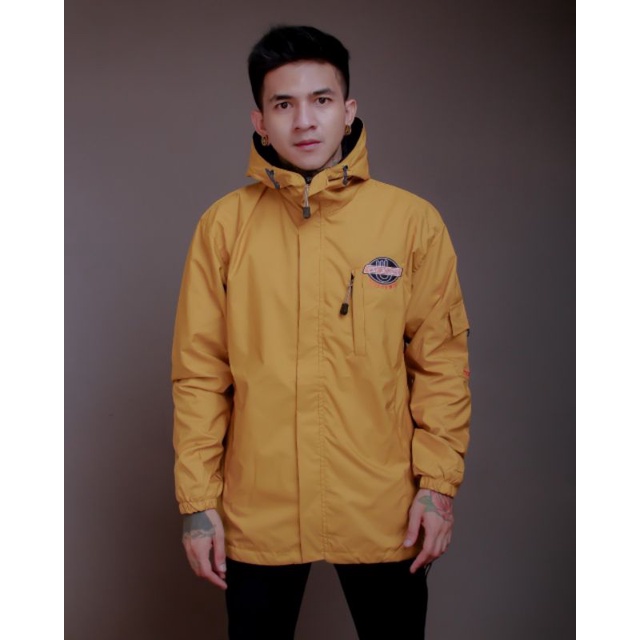 Jaket Gunung Anti Air - Jaket Pria Outdoor Waterproof