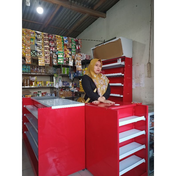 meja kasir minimarket meja kasiran dan rak rokok rak backwall