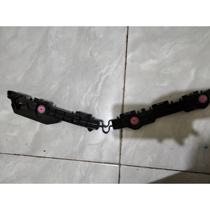 Breket Bumper Belakang Portuner VRZ original