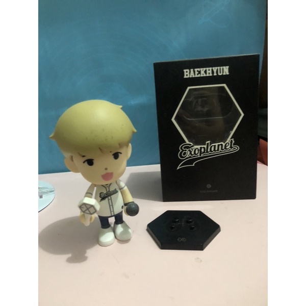 EXO BAEKHYUN ACTION FIGURE