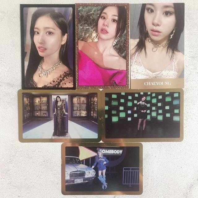 TWICE - FEEL SPECIAL PHOTOCARD GOLD PHOTOCARD