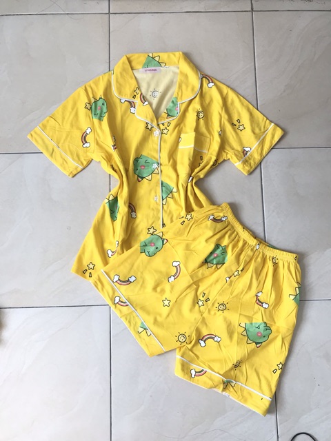 Piyama katun pdk motif dinosaurus kuning.homewear/sleepwear/pajamas katun pdk motif dino yellow