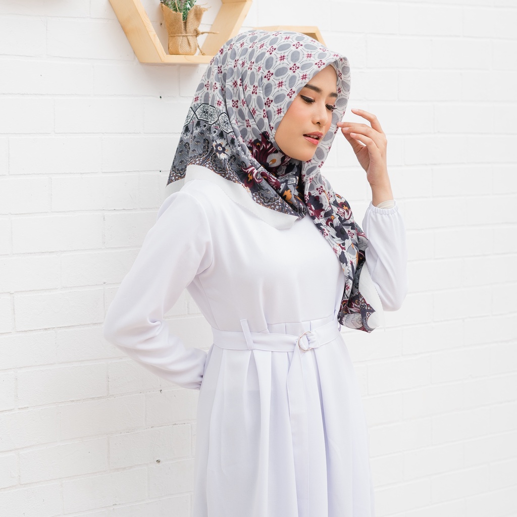 HIJAB SEGIEMPAT LASERCUT VOAL MOTIF PREMIUM - Kerudung Segiempat Voal Motif Premium - Hijab Motif - Jilbab Motif  - Voal Segiempat - Kerudung Motif - Jilbab Kekinian-Gisela