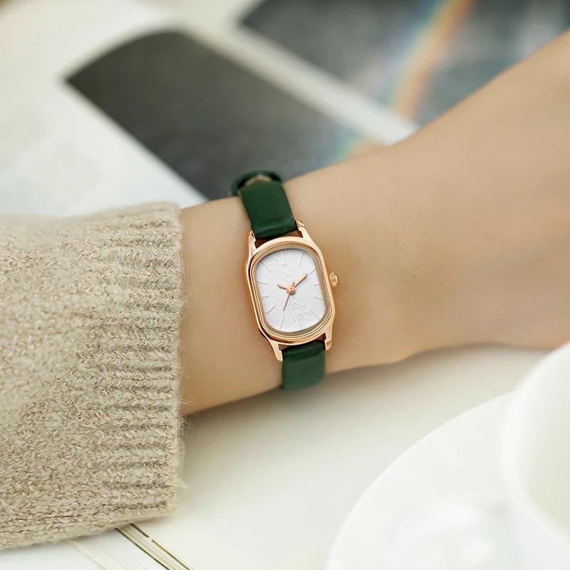 BAJ Jam Tangan Quartz Strap Rubber PU Analog Casual Gaya Retro Wanita Persegi Watch Korean Fashion Balok RM048