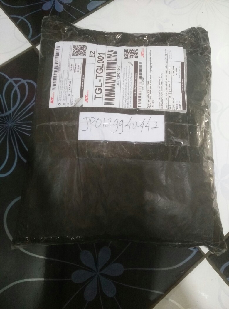 Couple Batik Sarimbit Couple Modern Couple Keluarga Couple Family Couple Kebaya Couple Brokat