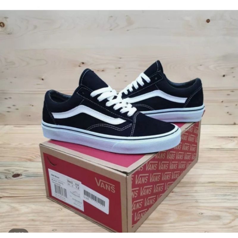 sepatu Skate Sepatu sekolah pria/wanita sneaker termurah original