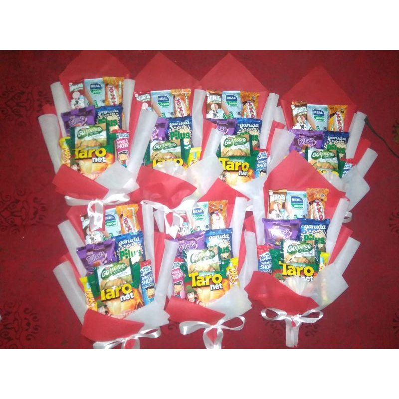 

Bucket jajanan / bucket snack (free kartu ucapan)