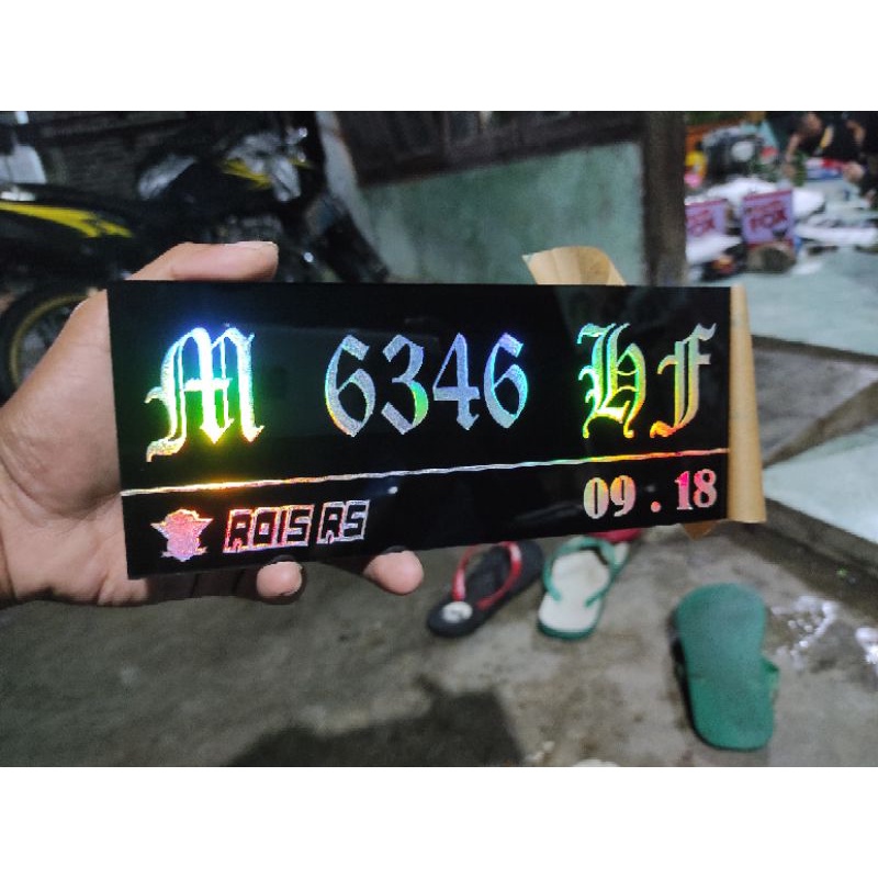 Plat nomor akrilik + hologram custom ( satu )