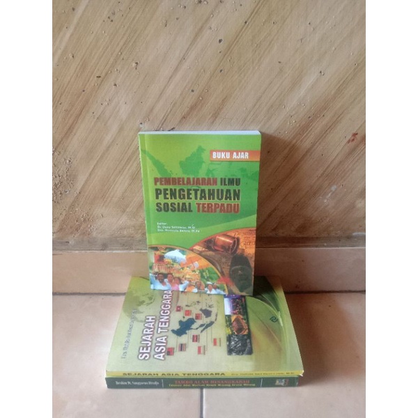 Jual Buku Ajar Pembelajaran Ilmu Pengetahuan Sosial ( IPS ) Terpadu ...