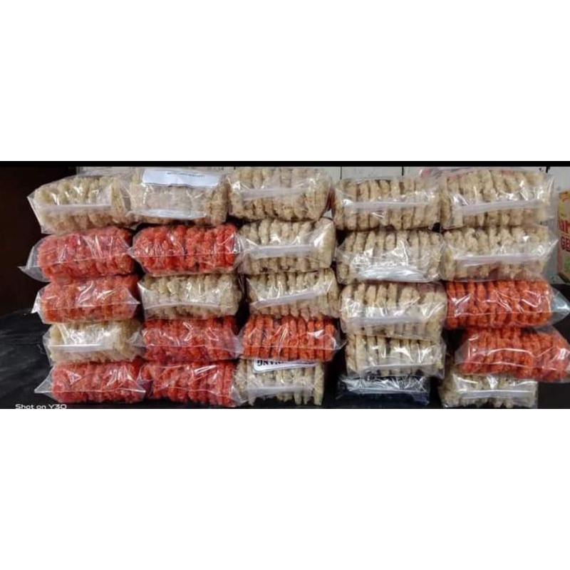 

Rengginang situbondo rasa bawang,terasi,seledri,balado.produksi tiap hari,kami jualan offline dan online jk stock hbs akn sy inform tks#cemilan#snack#krupuk#