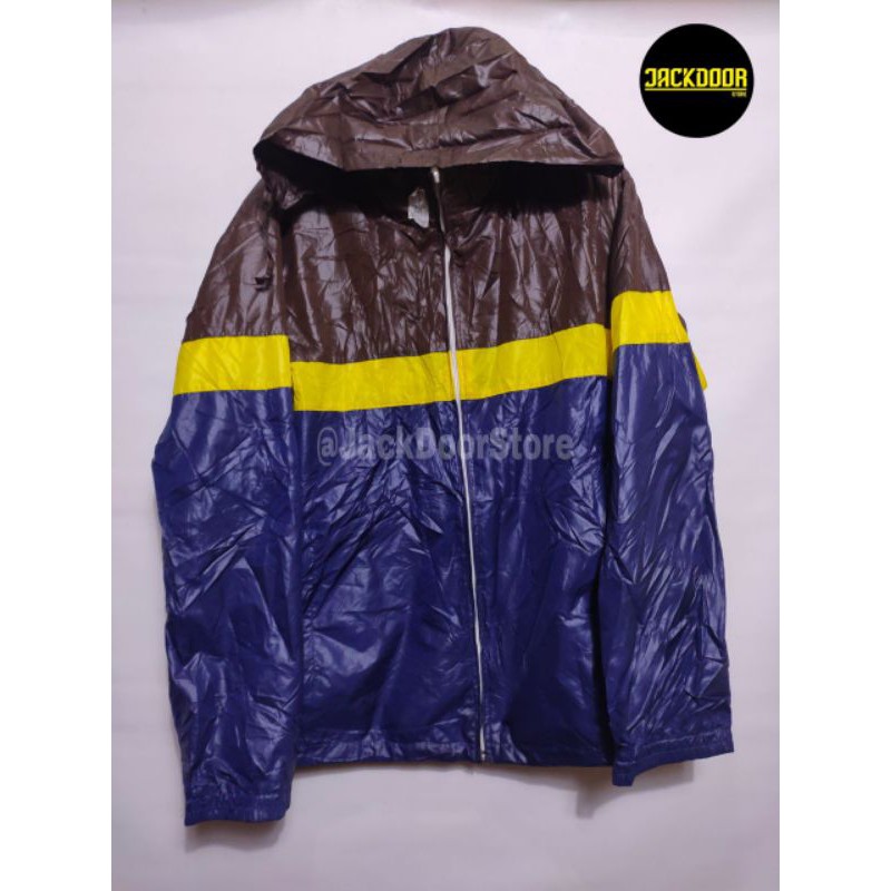 Jaket Running Uniqlo