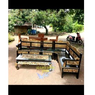 meja dan kursi tamu model ukir warna kombinasi emas kursi pojok L sudut kayu jati ukir