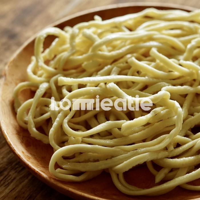 

Mie Besar Lomie Atie (5mm) Best Seller