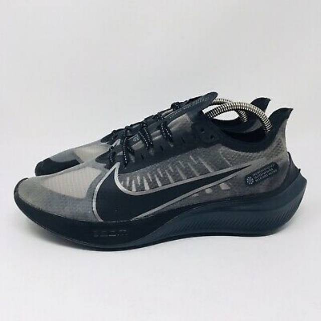 Sepatu Running Nike Zoom Gravity Black