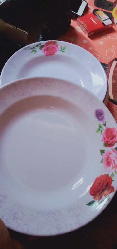 Piring Makan Bulat Melamin 9 [p-509] | Ayam/bunga | Singasingi