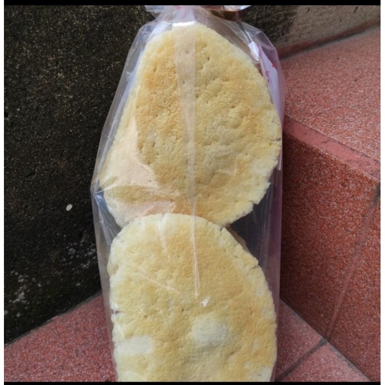 

Kemplang Badak Premium Ikan Putak (isi12)