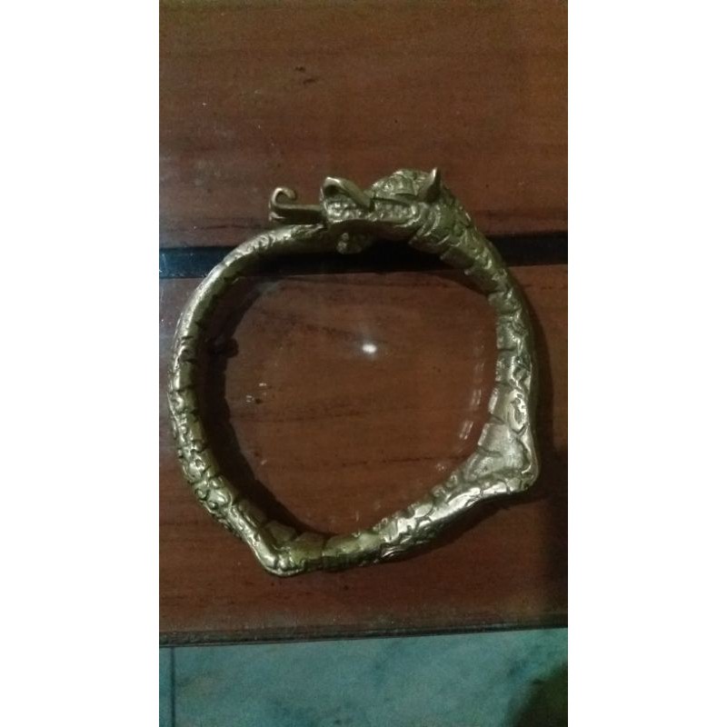 gelang antik unik
