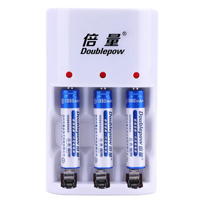 

PROMO - DOUBLEPOW Charger Baterai 3 slot for AA/AAA with 3 PCS AAA Battery