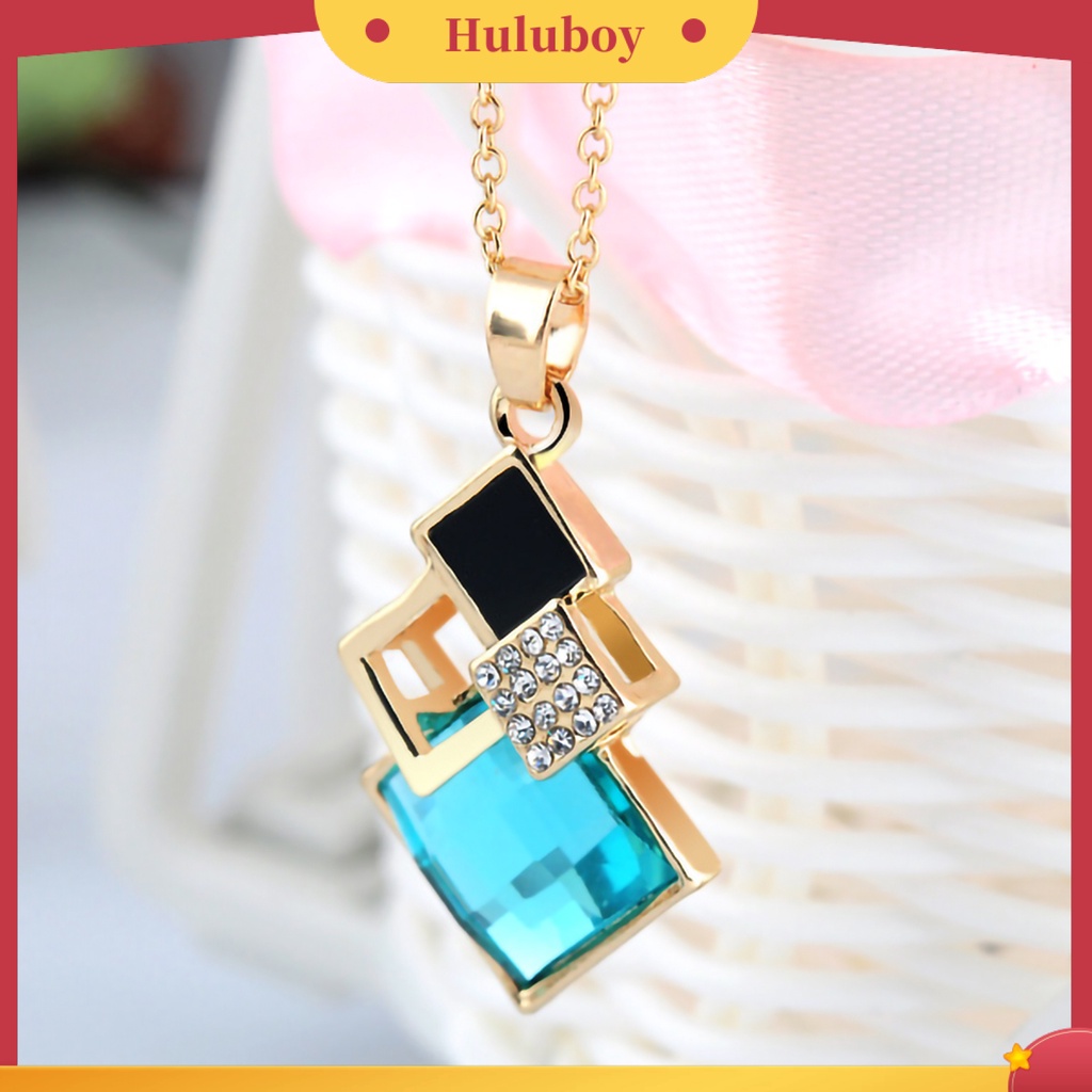 Hu Hu Hu Hu Hu Alat Bantu Pasang Kacamata♡ 2pcs / Set Anting Tusuk + Kalung Liontin Geometri Hias Kristal Imitasi Bahan Alloy Untuk Wanita