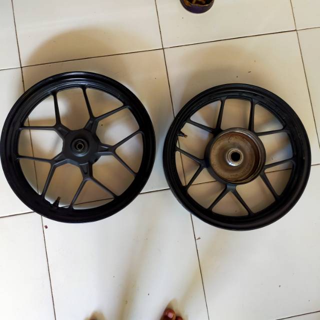 Jual Velg Velek Pelk Velk Pelek Honda Vario Led Original Shopee Indonesia