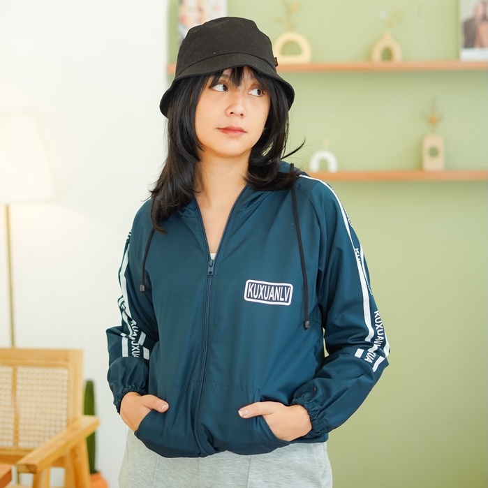 [COD] Jaket Parasut Kuxuan - Kuxu Jaket Wanita