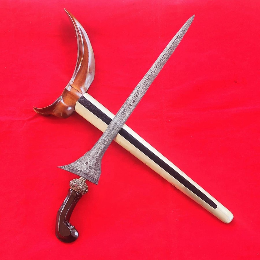 Keris Tilam Upih Pamor Wos Wutah Tangguh PB Sepuh Kuno