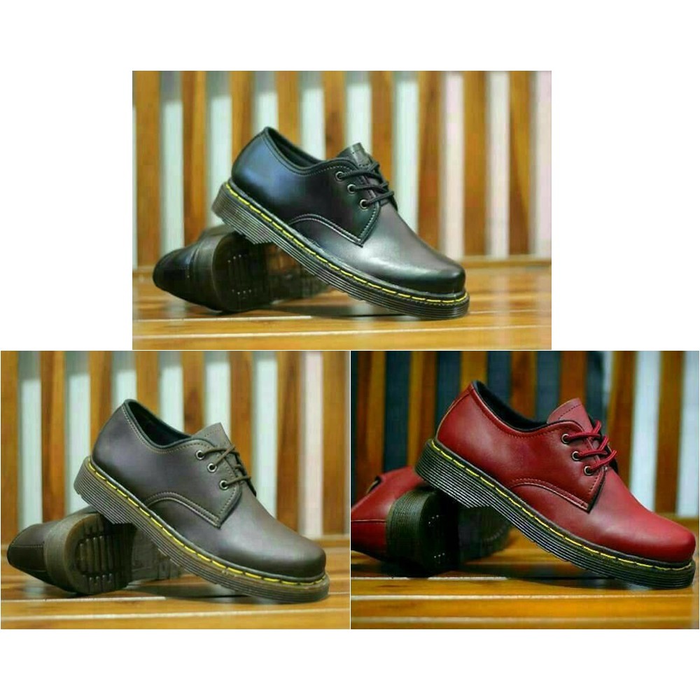 Sepatu Pria Low Boots Docmart Pria Outsole Karet Anti Slip dan Kuat Dr Martens M1061