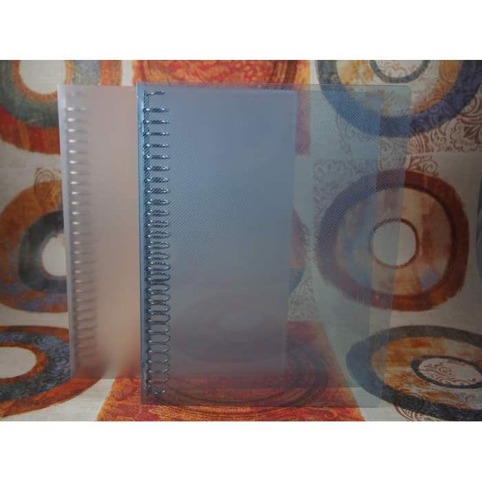 

Binder Plastik - Binder Loose Leaf - Binder Polos Binder Plastik B5 26 Lubang Produk Terbaik