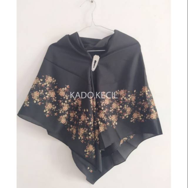 Hijab/Jilbab Motif Hitam Umama