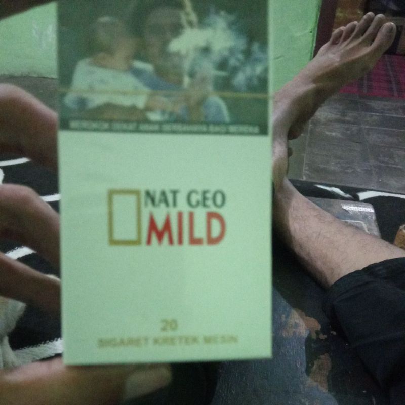 

nat nat kue nat geo kardus pita kuning