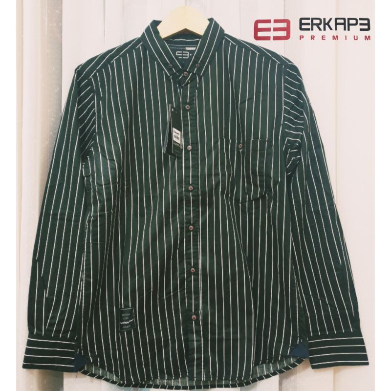 KEMEJA SALUR HITAM BY ERKAPE