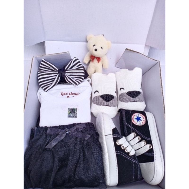 Hampers Bayi Newborn Baby Gift Set Unisex Kado Kelahiran Parcel Bayi Laki-laki Perempuan + Extra Kardus-Prem HitamPutih Tutu